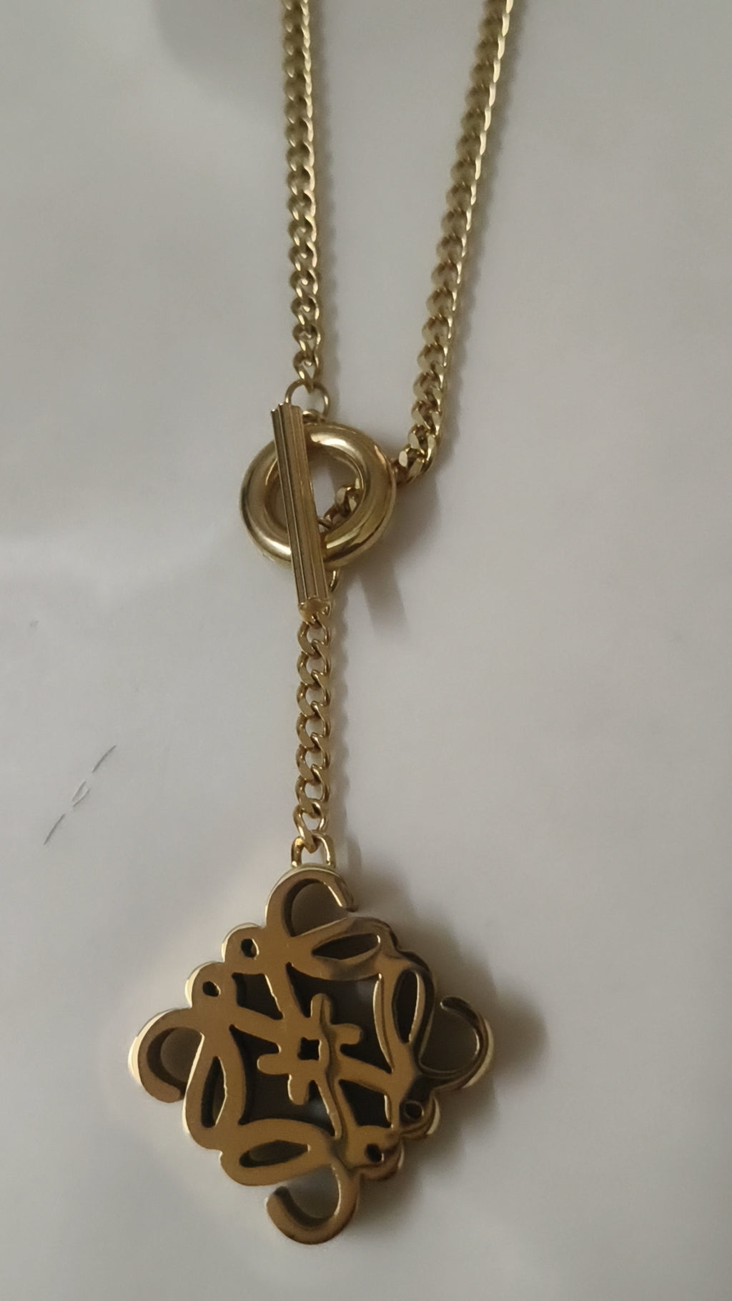 Revoria Gold Geometric Pendant Necklace | Minimalist Statement Chain for Women