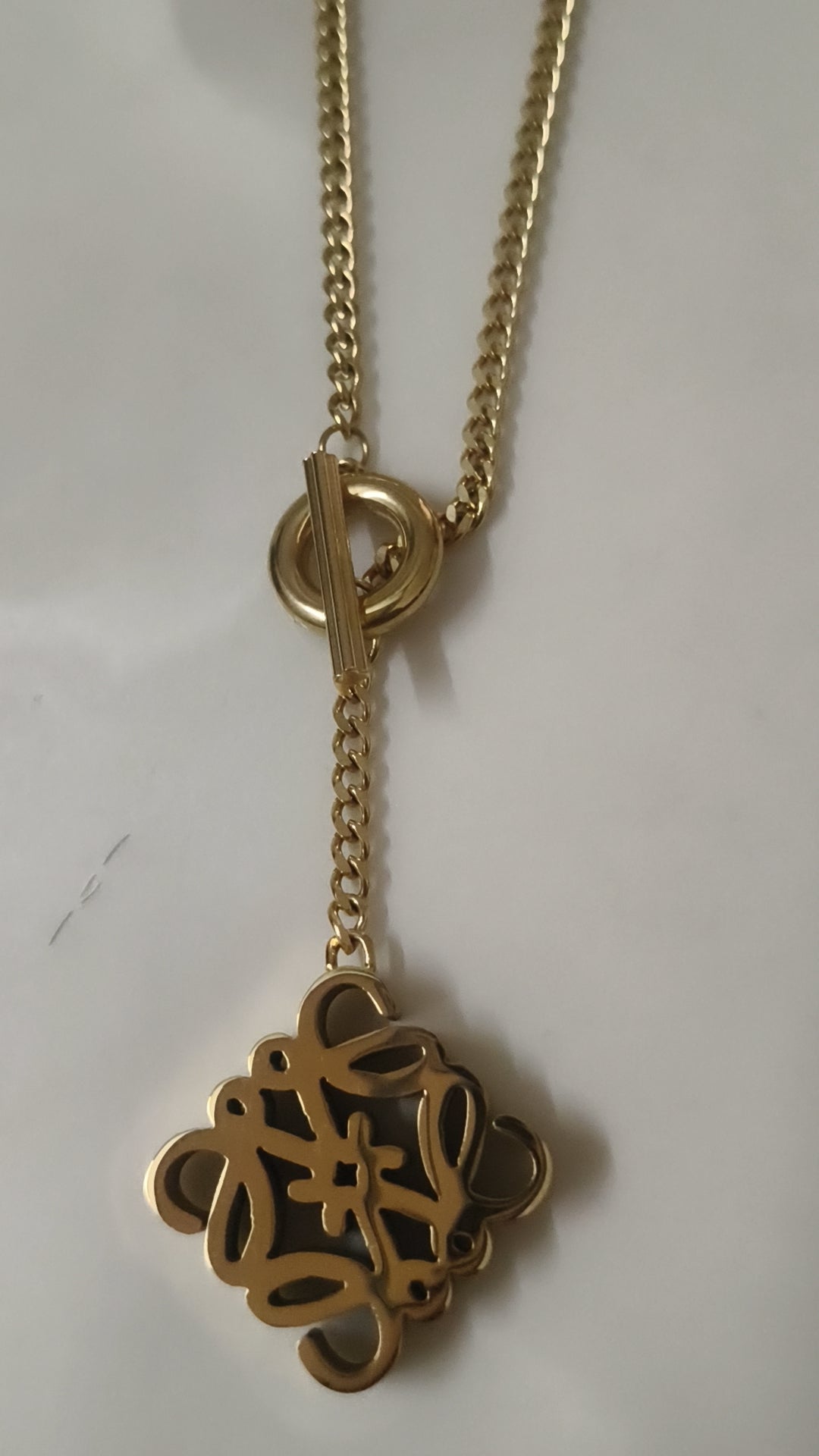 Revoria Gold Geometric Pendant Necklace | Minimalist Statement Chain for Women
